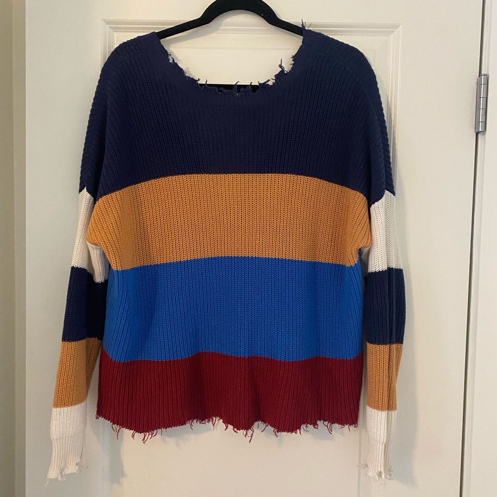 Backless multicolor sweater